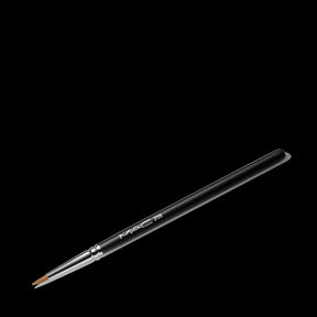 MAC 209 SYNTHETIC EYE LINER BRUSH