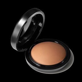 MAC MINERALIZE SKINFINISH NATURAL