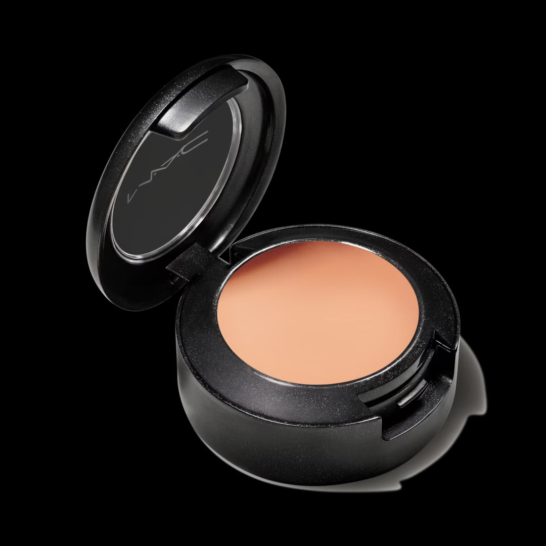 MAC STUDIO FINISH SPF 35 CONCEALER